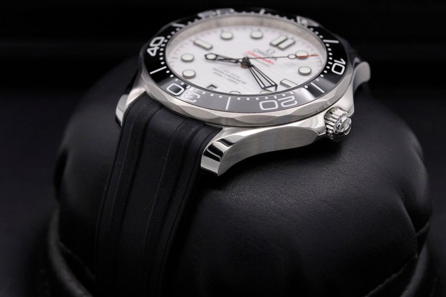 Omega Seamaster Diver 300m 210.32.42.20.04.001